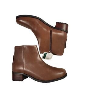 NEW David Tate Womens Voyage Bootie luggage brown calfskin leather size 8.5 M